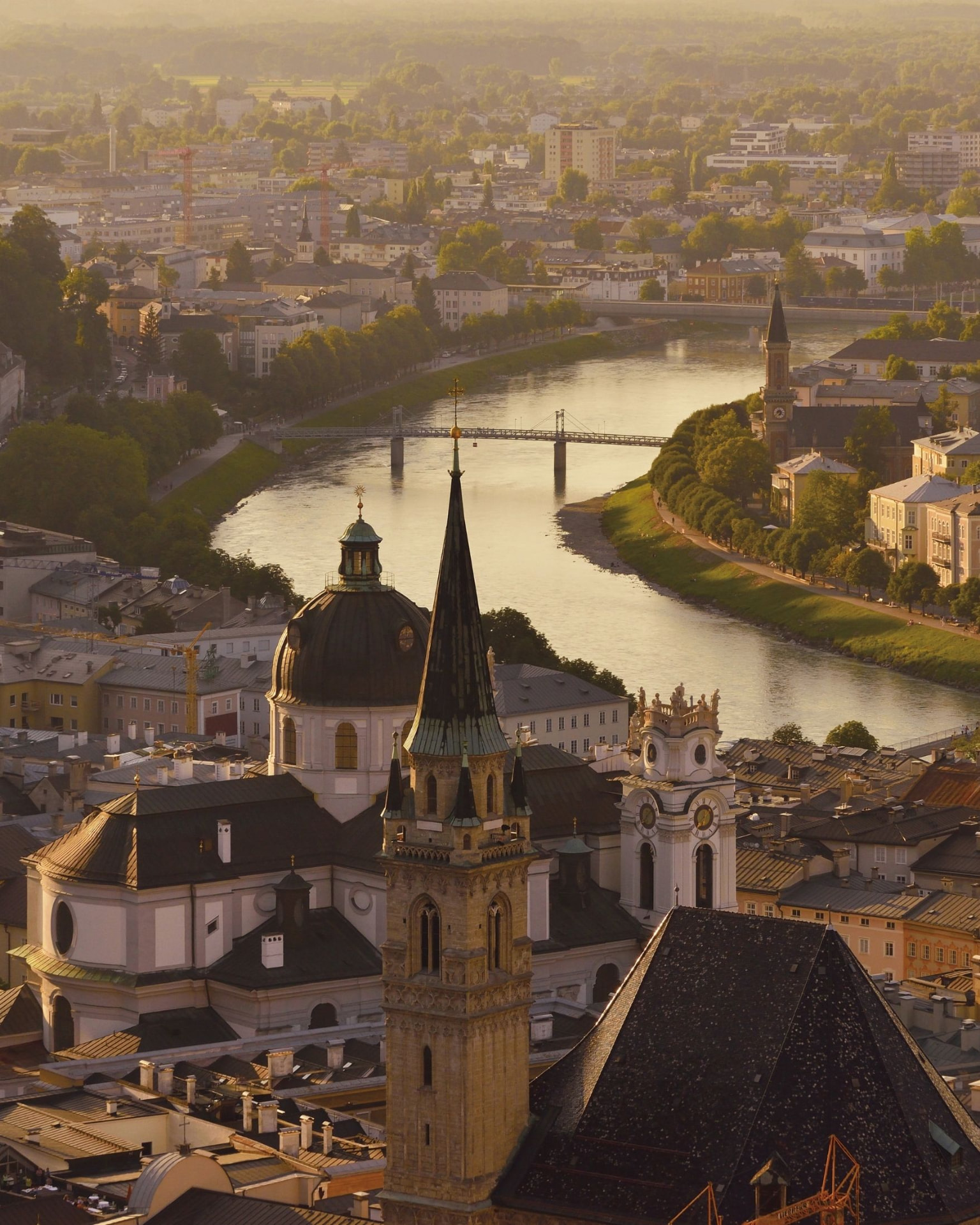 Basel am Rhein mit Basler Münster